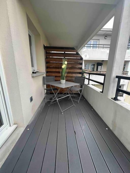Tres Bel Appartement Entre Paris Et Disneyland Lognes Exteriör bild