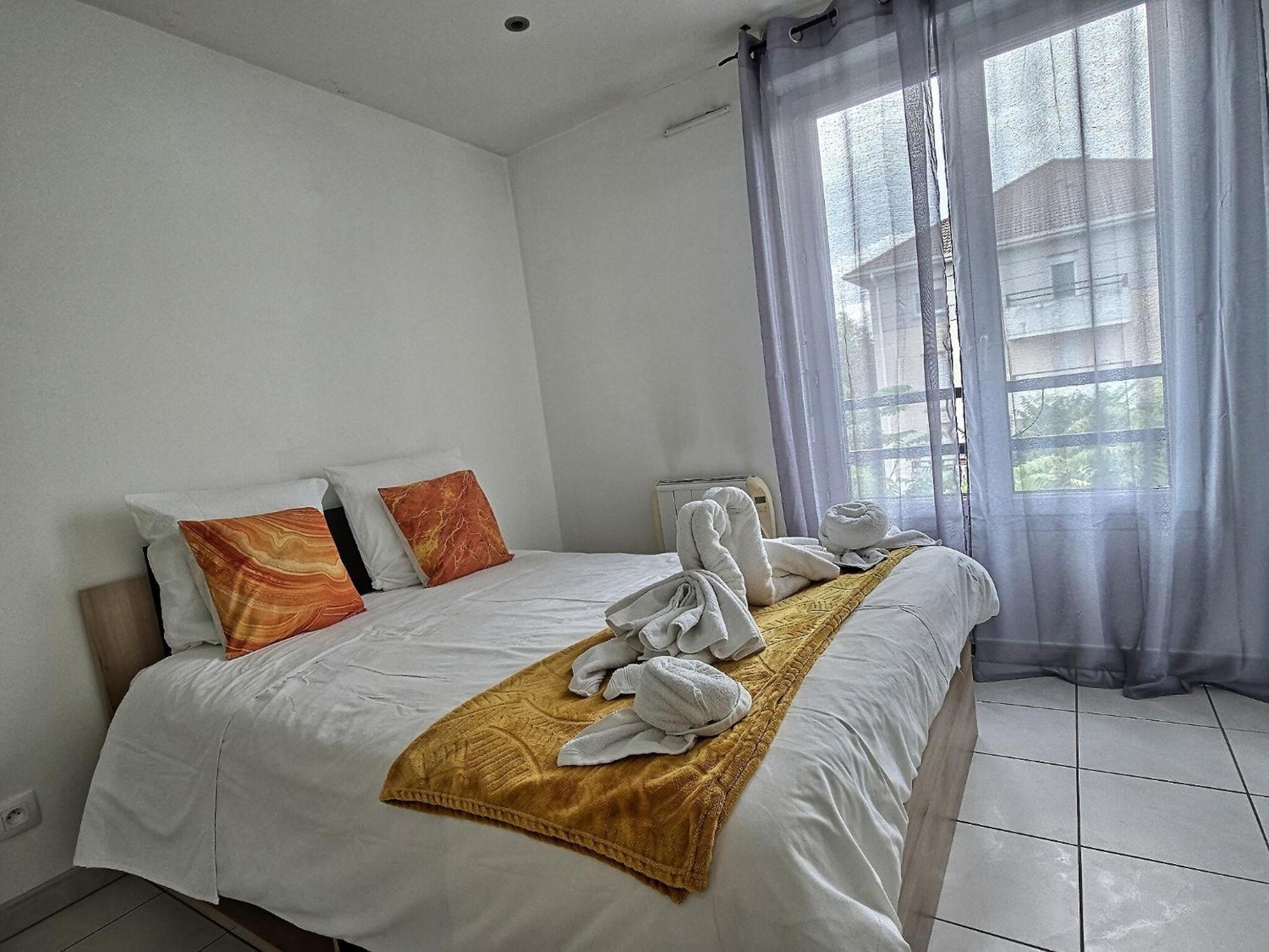Tres Bel Appartement Entre Paris Et Disneyland Lognes Exteriör bild